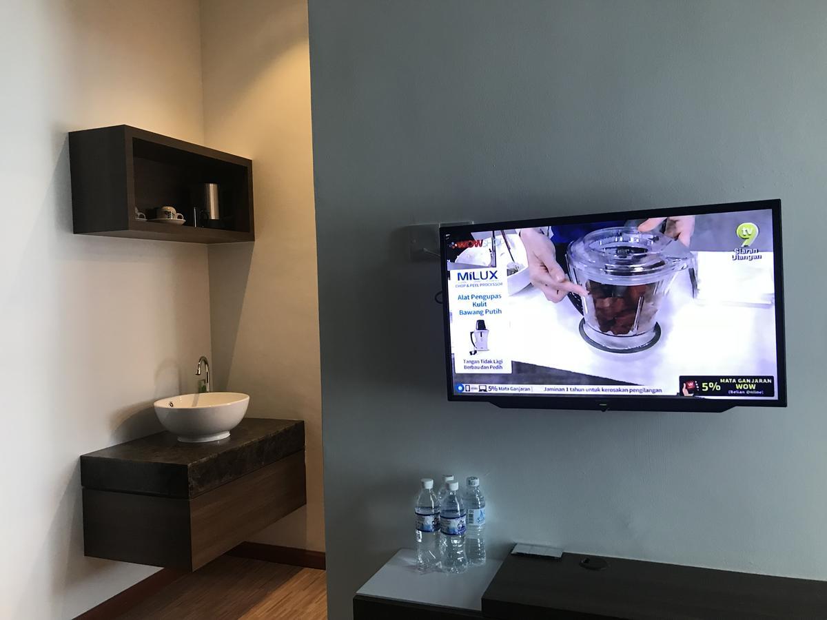 My Rainforest Suite Hotel Self Check In Out Kuah Exterior photo